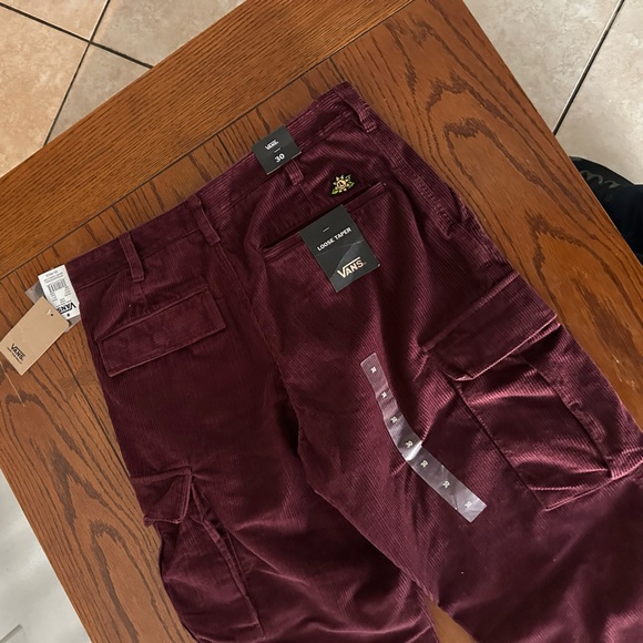 NWT VANS Corduroy Loose Taper Cargo Burgundy Skater Pants 30 - Picture 11 of 11